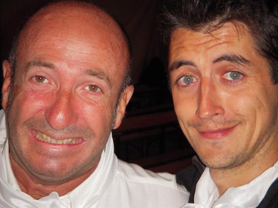 Un ancien et un bleu